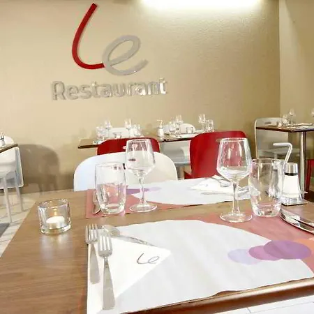 מלון Campanile Nature - Aix Les Bains אקס-לה-באינס