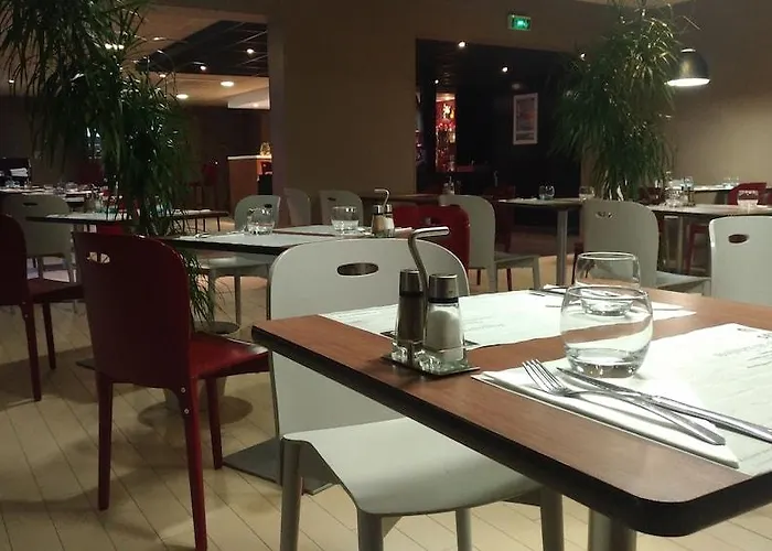 호텔 Campanile Nature - Aix Les Bains 엑스레뱅