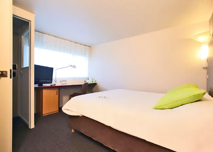 호텔 Campanile Nature - Aix Les Bains 3*