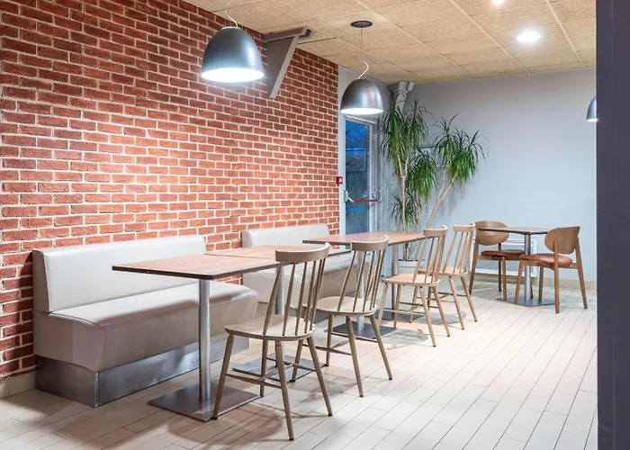 Campanile Nature - Aix Les Bains 호텔 3*