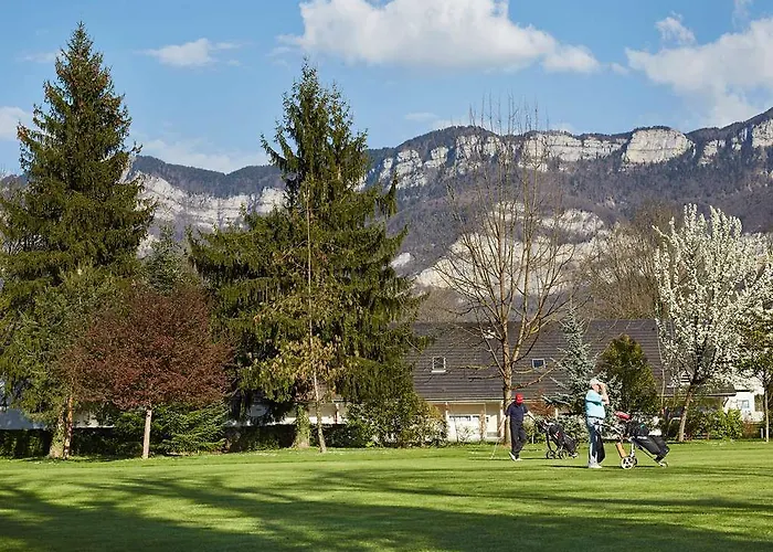 Campanile Nature - Aix Les Bains 호텔